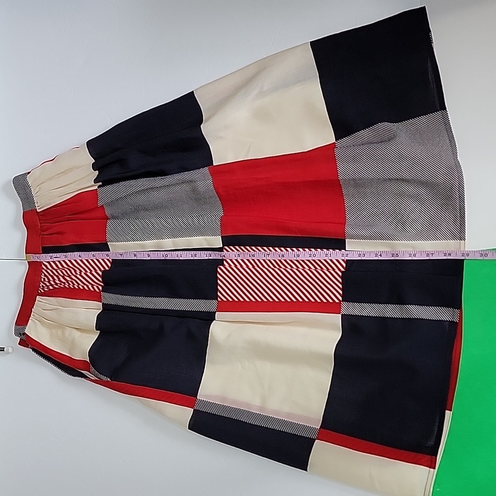 Jaeger Color Block Wool Skirts/ Size 6. - Picture 5 of 10